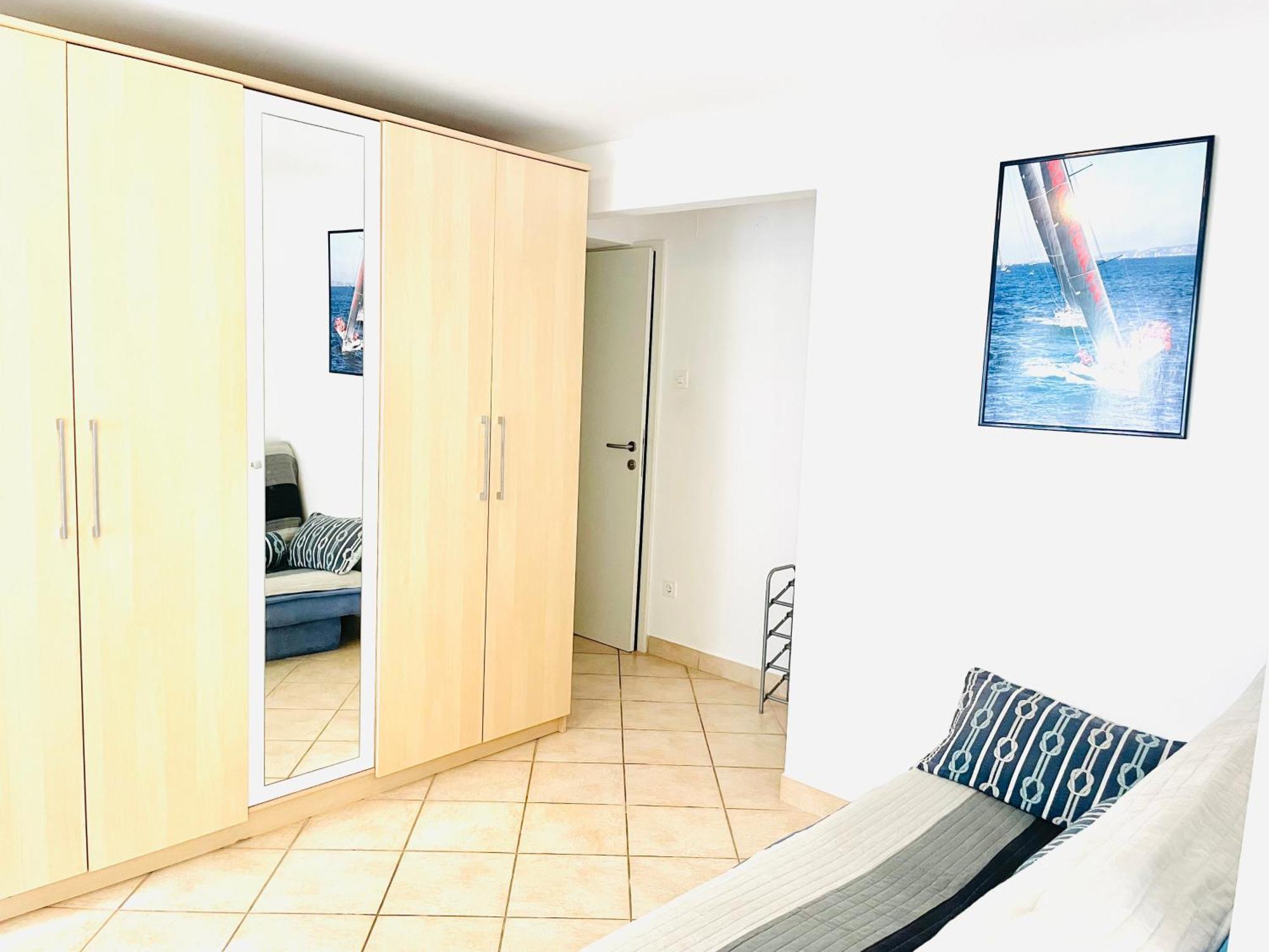 Olea Apartment *
